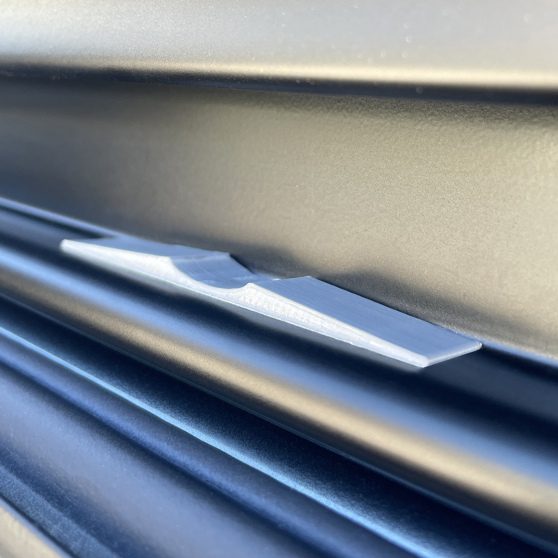 Sliding door stopper made of carbon - Image 5